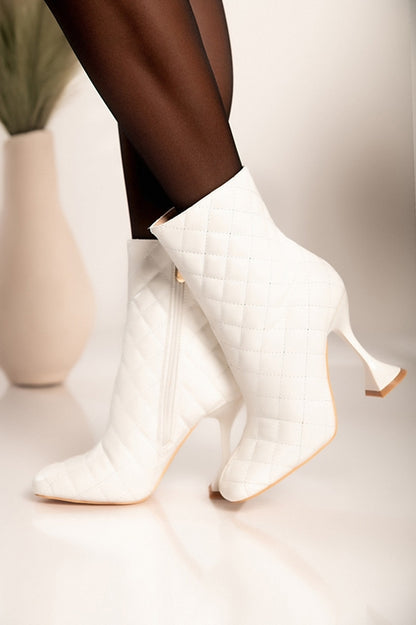 High heel ankle boots Lomas, white